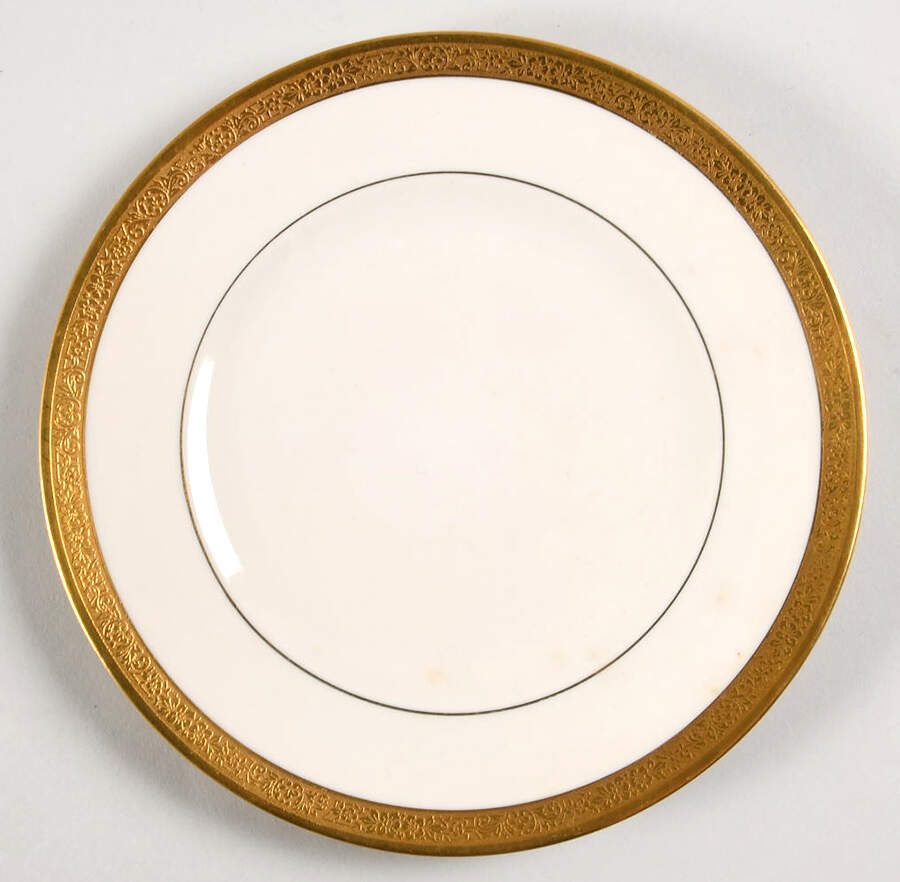 TAT5 Dessert/Pie Plate by Tatler of Trenton-1