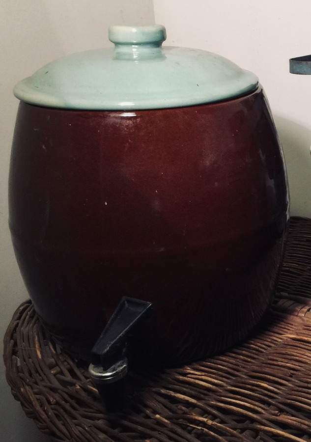 Country Fare (Glazed Bottom) China Beverage Server & Lid by John B Taylor-1