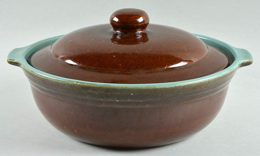 Country Fare (Glazed Bottom) 2 Qt Round Covered Casserole by John B Taylor-1