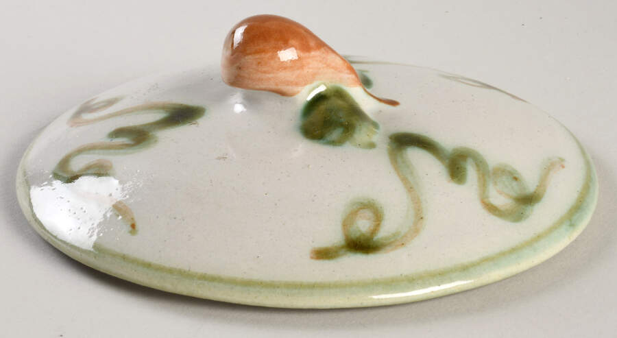 Harvest Lid for 1 Qt Round Casserole by John B Taylor-1