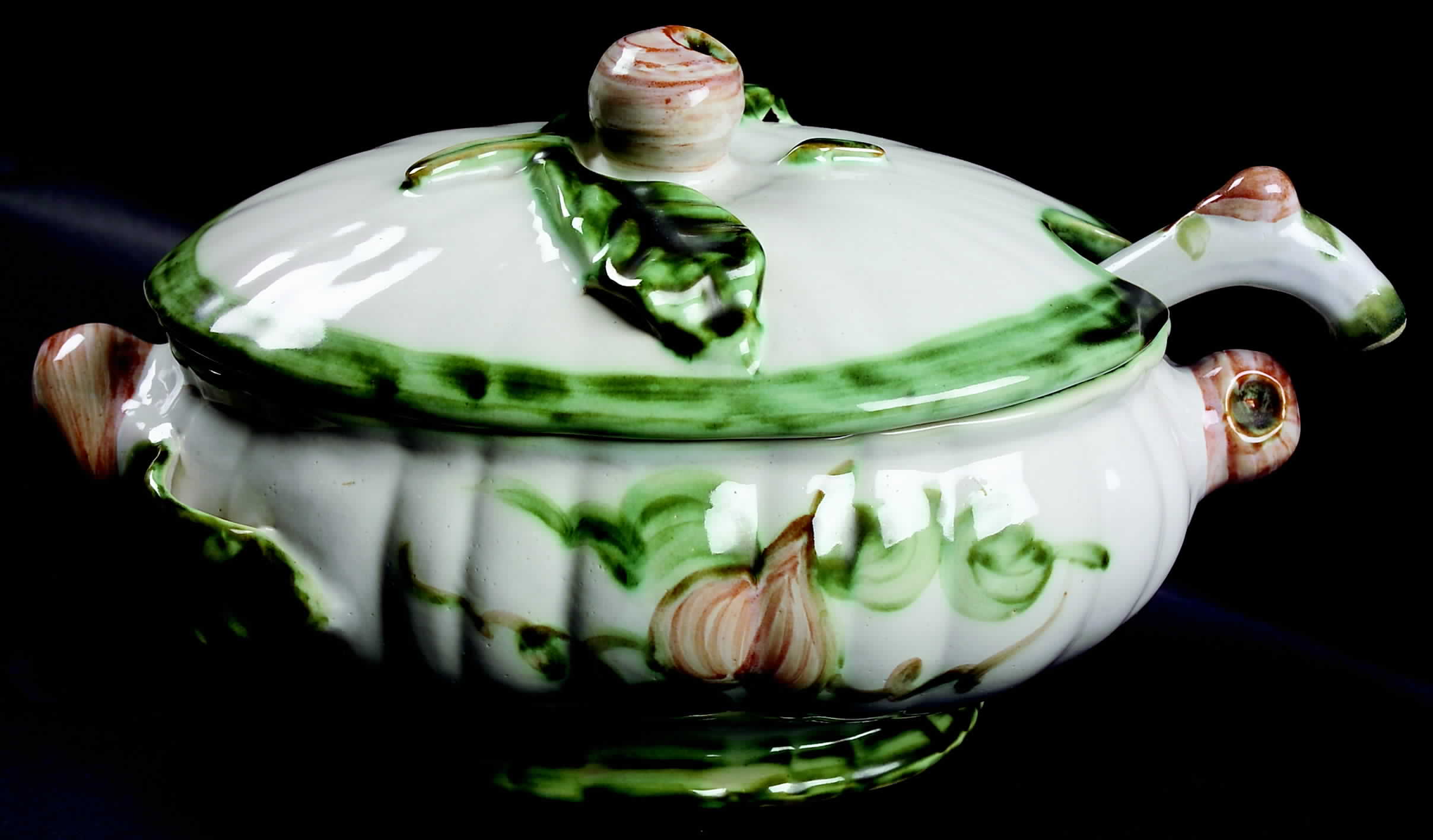 Harvest Tureen & Lid w/Ladle by John B Taylor-1