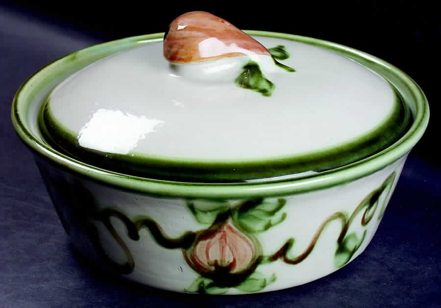 Harvest 2 Qt Round Covered Casserole by John B Taylor-1