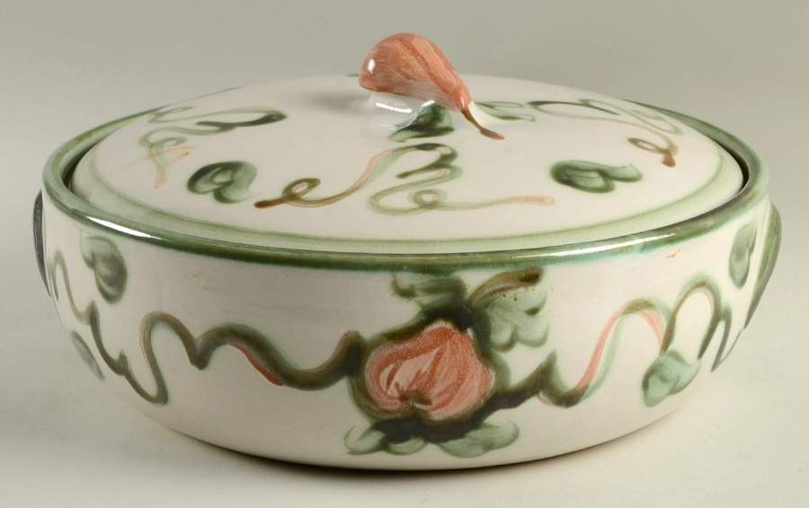Harvest 4 Quart Round Covered Casserole by John B Taylor-1