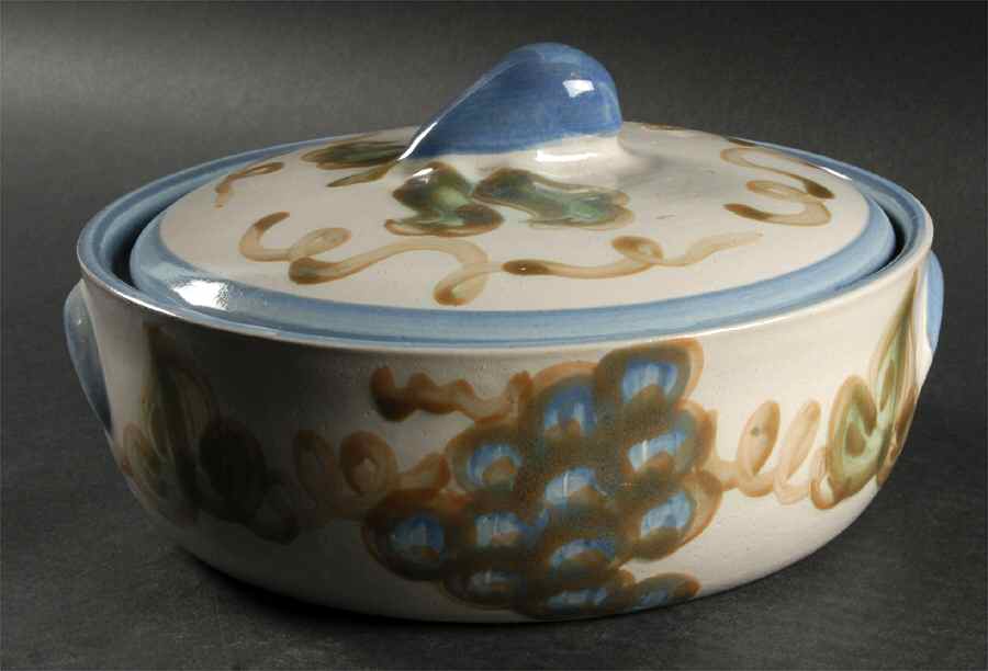 Vintage Blue 1.75 Qt Round Covered Casserole by John B Taylor-1