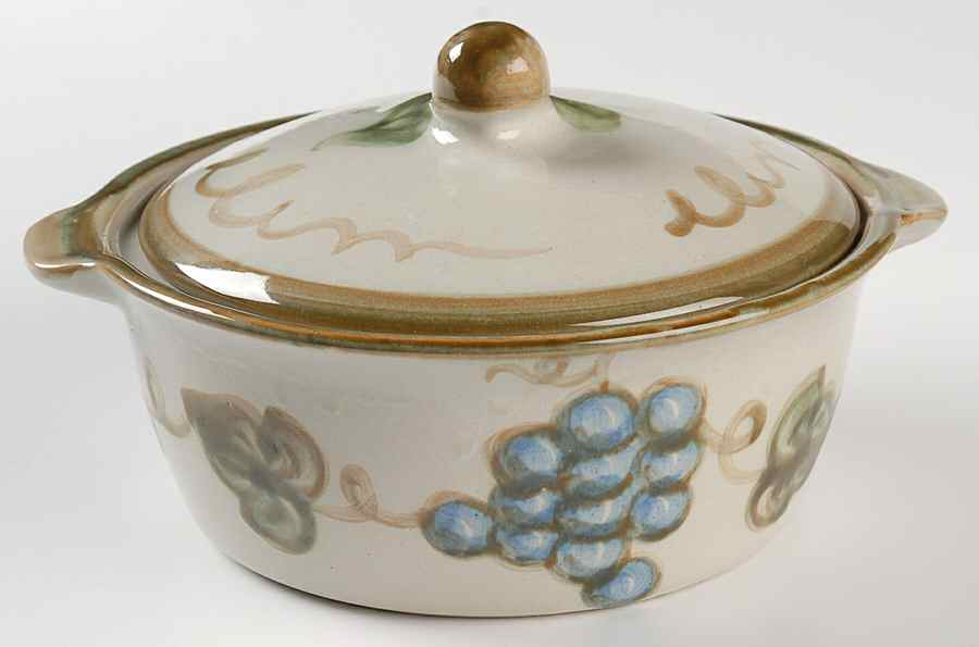 Vintage Olive Green 1.5 Qt Round Covered Casserole by John B Taylor-1