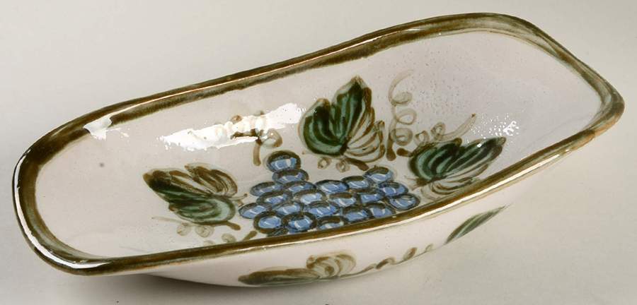 Vintage Olive Green Bread Tray by John B Taylor-1