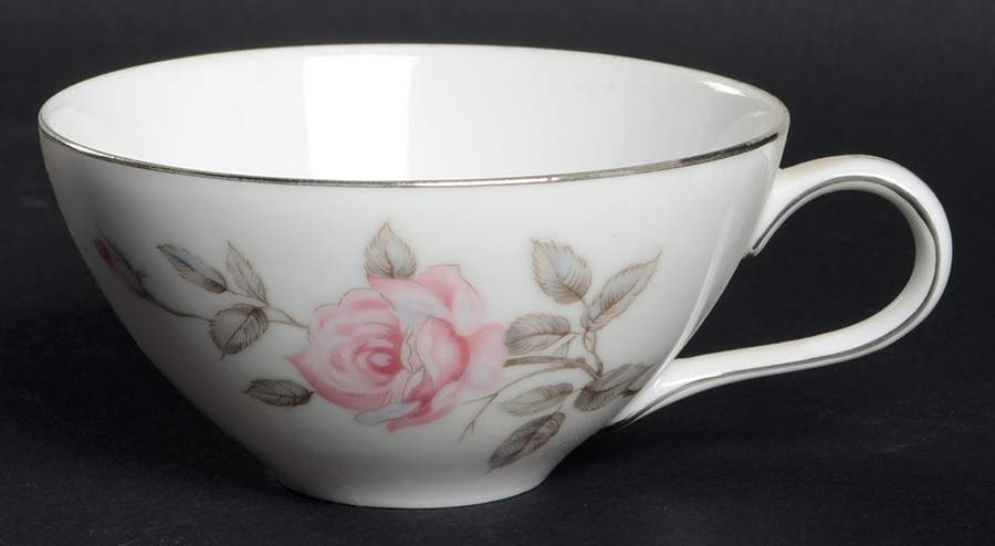 Garland Flat Cup by Three Castle-1