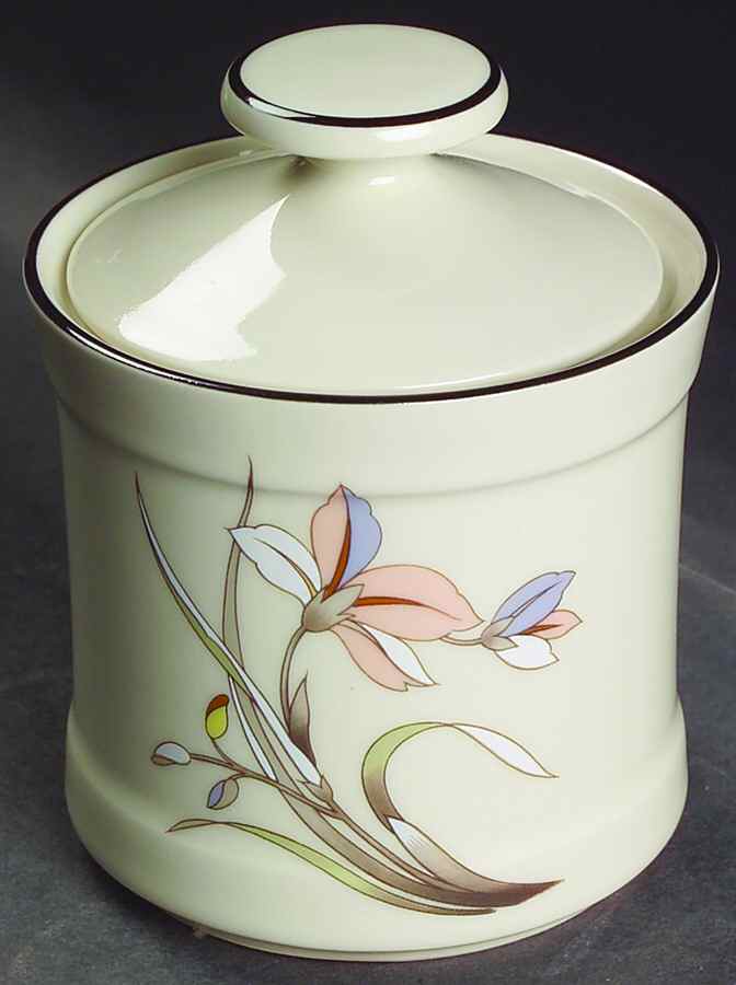 Geisha Sugar Bowl & Lid by Townecraft-1
