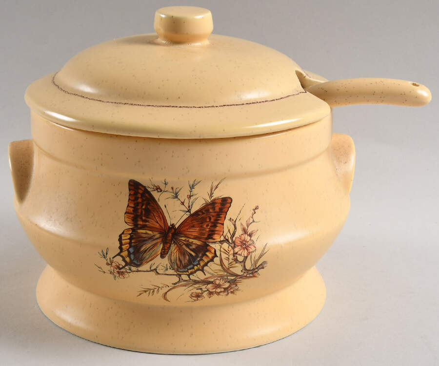 Butterfly Tureen &  Lid by Treasure Craft-1