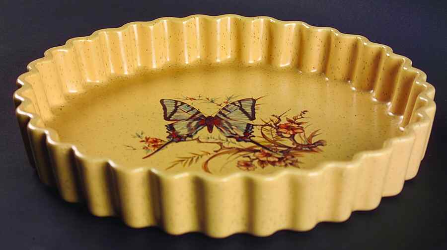 Butterfly 10" Quiche by Treasure Craft-1