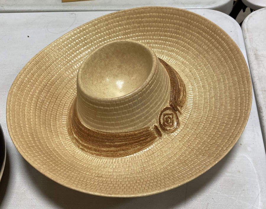 Palomino 1 Piece Chip & Dip by Treasure Craft-1
