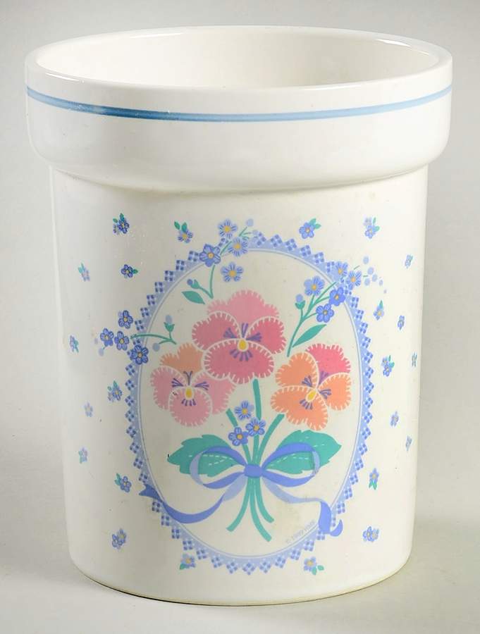 Stitch In Time Spoon Stacking Spoon Holder Caddy by Treasure Craft-1