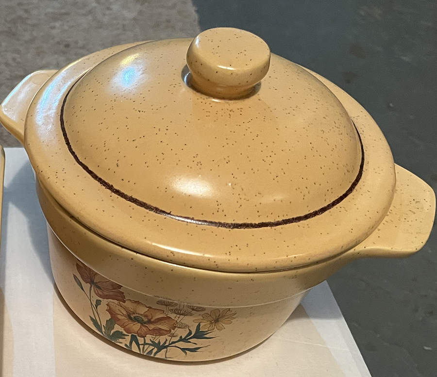 Wildflower Individual Casserole & Lid by Treasure Craft-1