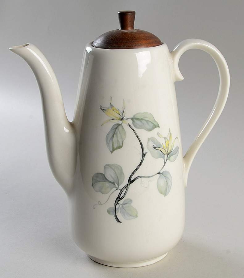 White Lily Coffee Pot & Lid by Peter Terris-1