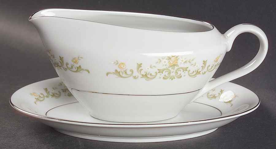Regal Gravy Boat & Underplate/Relish by Towne House-1