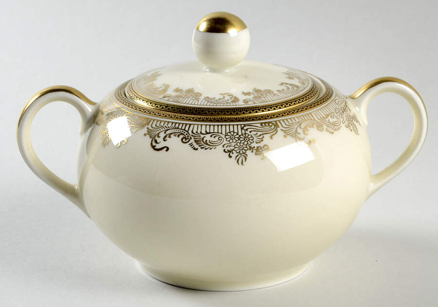 01881 Sugar Bowl & Lid by Thomas-1