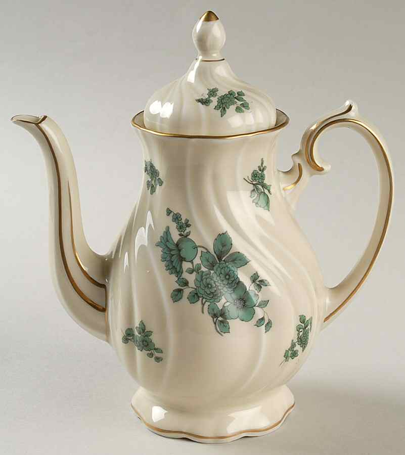 04673 Mini Coffee Pot & Lid by Thomas-1
