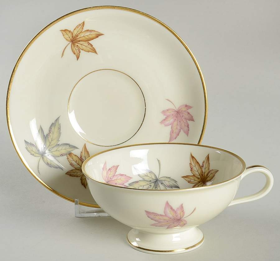 07465 Footed Cup & Saucer Set by Thomas-1