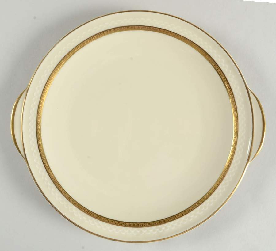 09288 Handled Cake Plate by Thomas-1