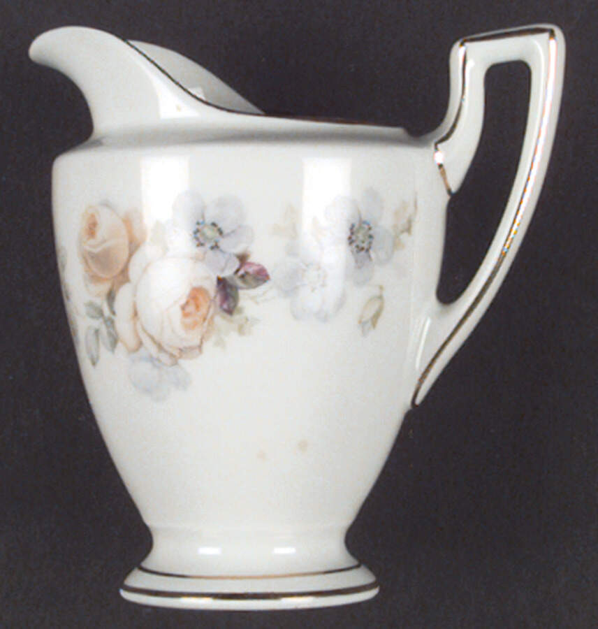 3242 Creamer by Thomas-1
