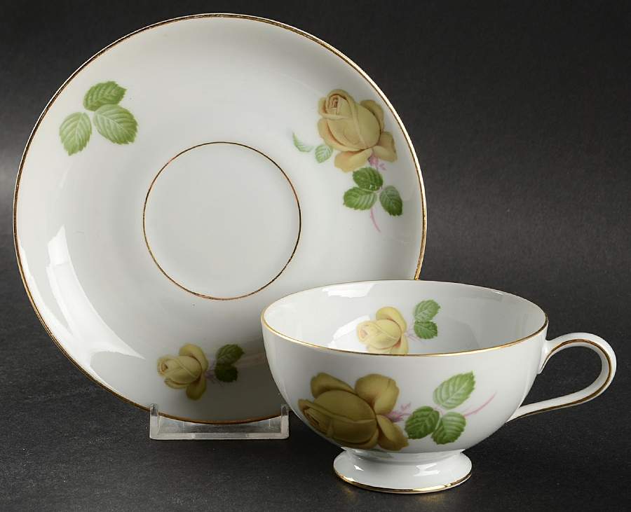 3287 Footed Cup & Saucer Set by Thomas-1