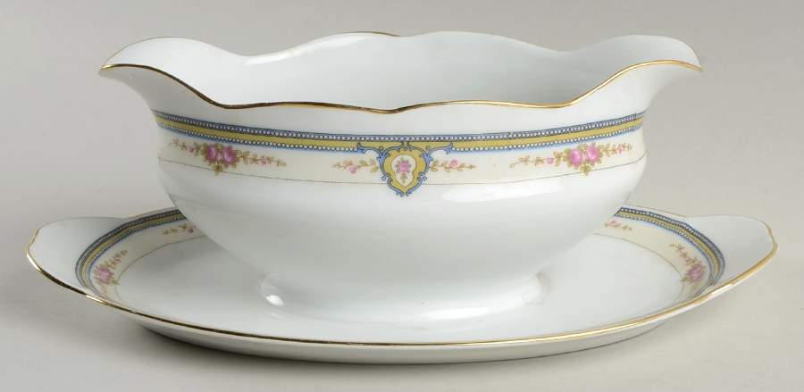 3381 Gravy Boat with Attached Underplate by Thomas-1