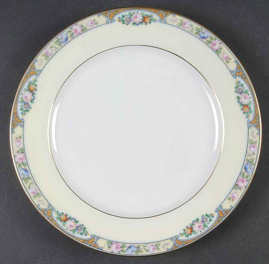 3816 Luncheon Plate by Thomas-1