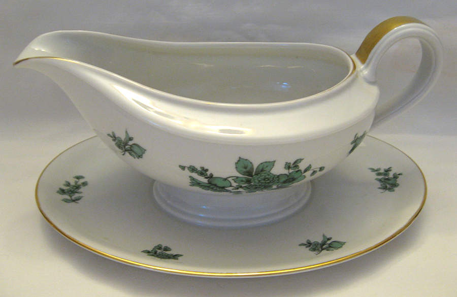 4673 Gravy Boat with Attached Underplate by Thomas-1