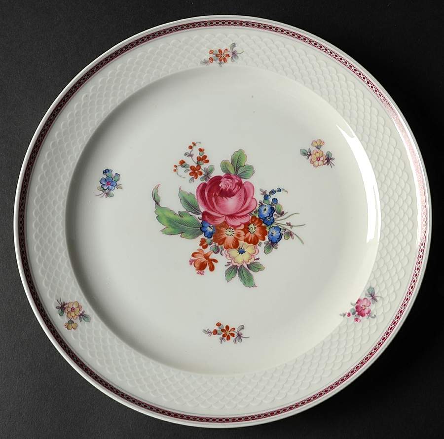7144 Luncheon Plate by Thomas-1