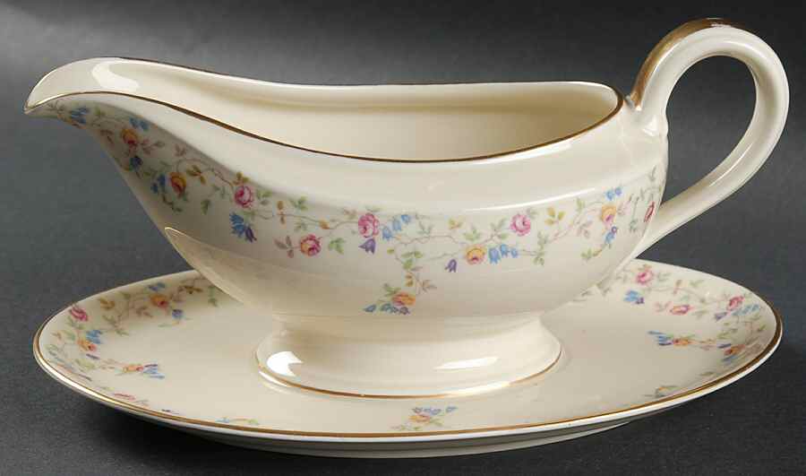 07169 Gravy Boat with Attached Underplate by Thomas-1