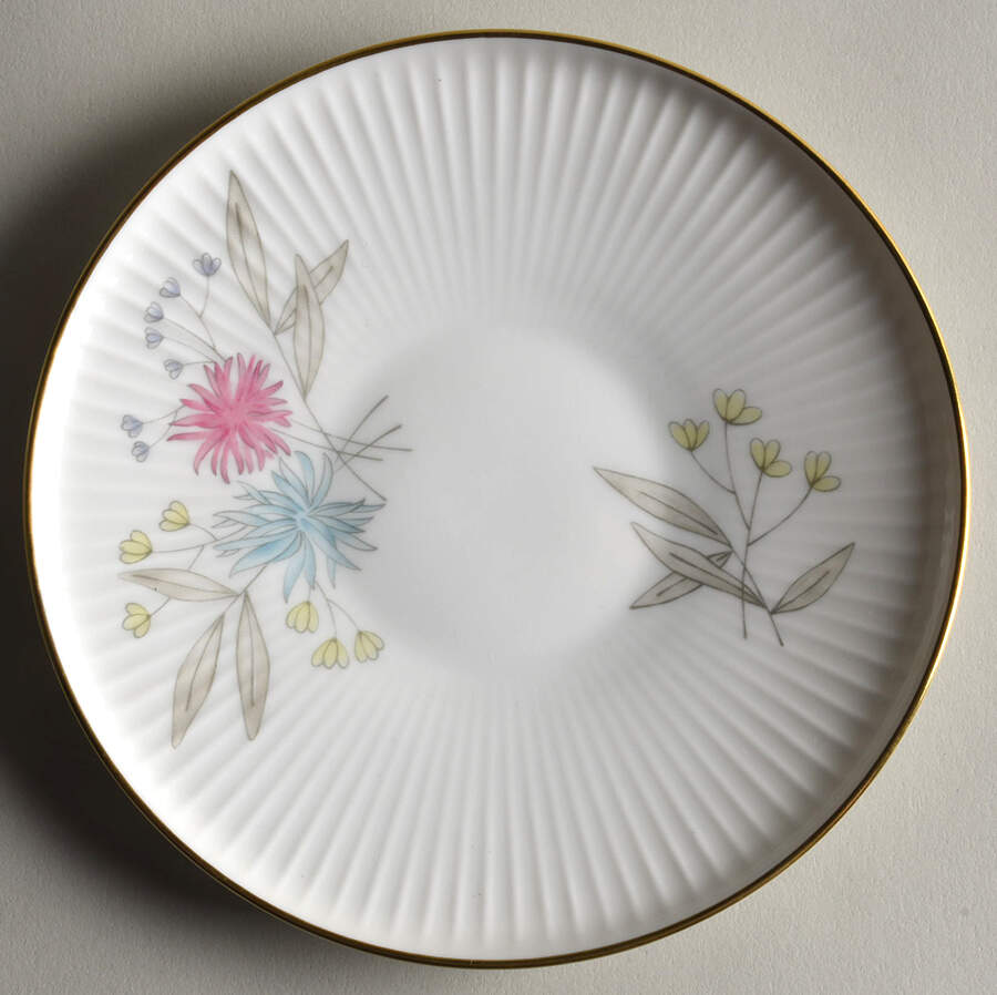 7507 Saucer by Thomas-1