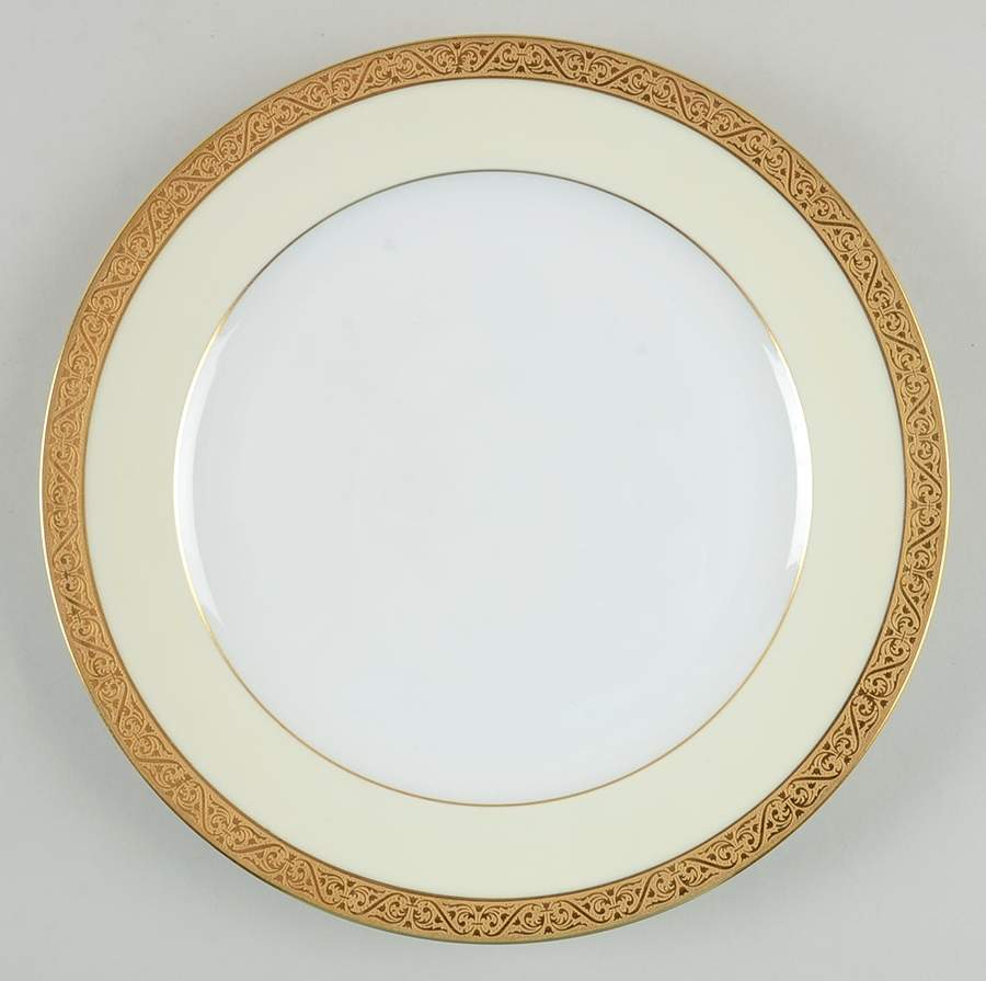 9160 Dinner Plate by Thomas-1