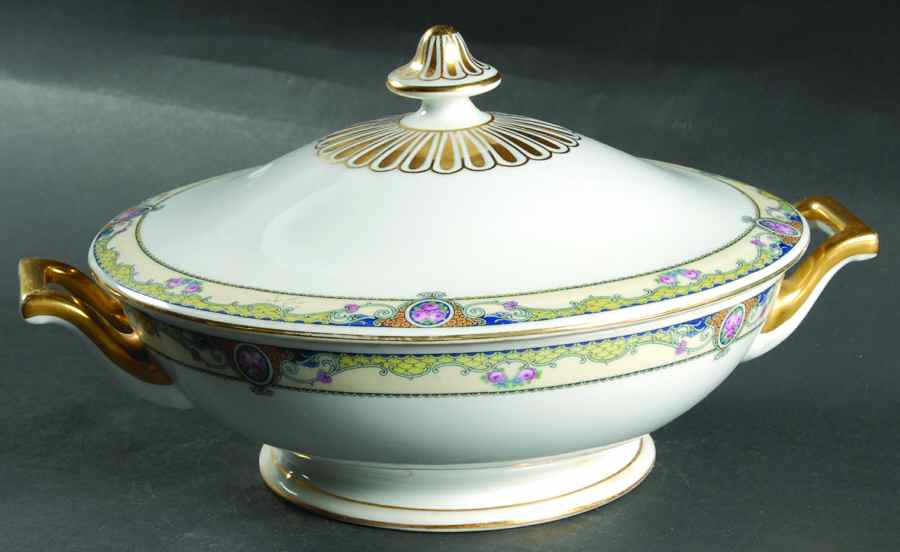Admiral Round Covered Vegetable by Thomas-1