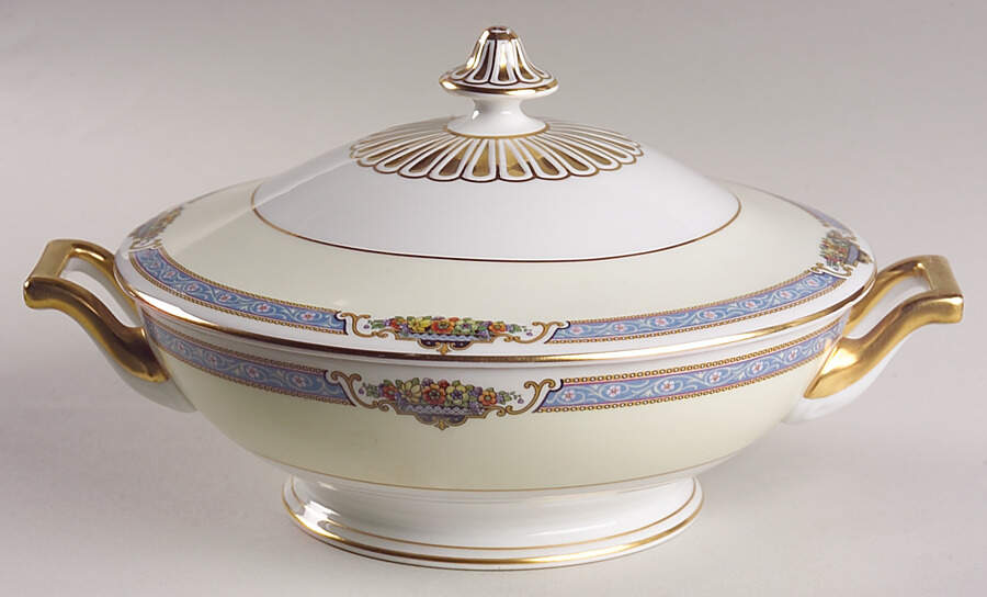 The Aragon Round Covered Vegetable by Thomas-1