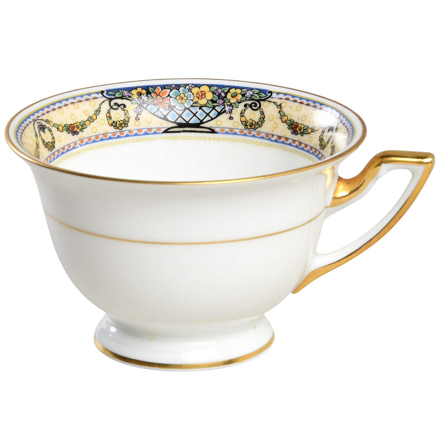The Arlington (White Border & Center) Footed Cup by Thomas-1