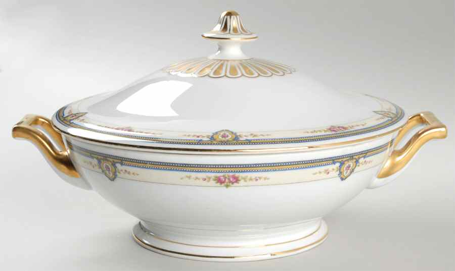 The Belvedere Round Covered Vegetable by Thomas-1