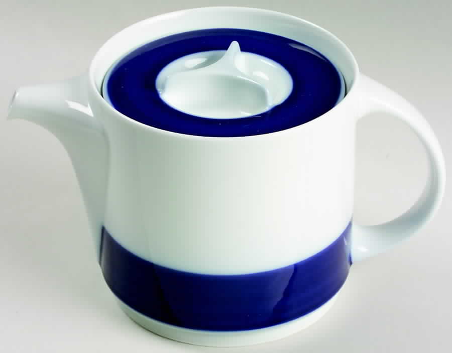 Brushed Cobalt Teapot & Lid by Thomas-1