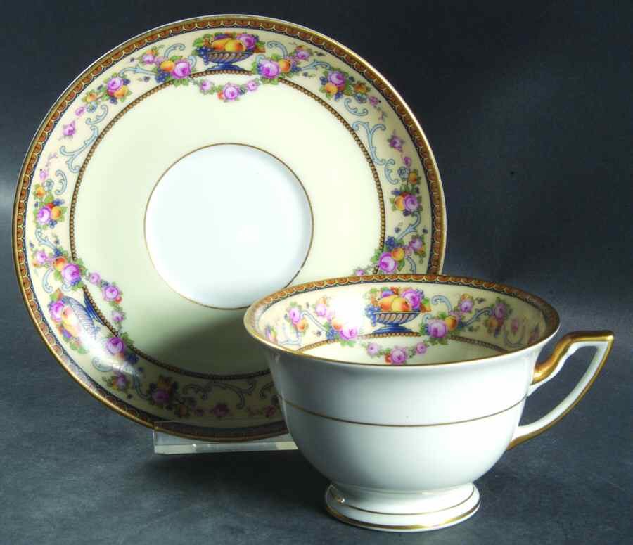 Briarcliff Footed Cup & Saucer Set by Thomas-1