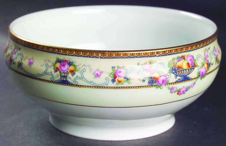 Briarcliff Cranberry Bowl by Thomas-1