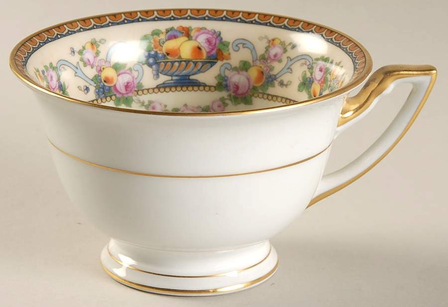 Briarcliff Oversized Cup by Thomas-1