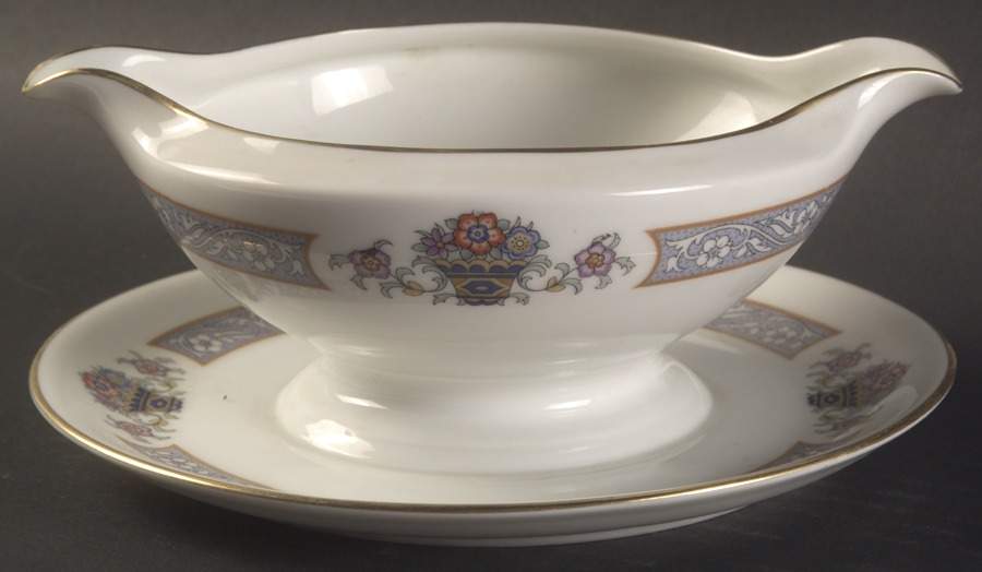The Brunswick Gravy Boat with Attached Underplate by Thomas-1