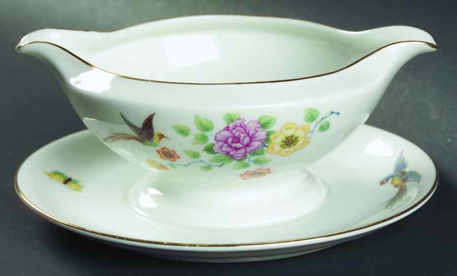 The Claridge Gravy Boat with Attached Underplate by Thomas-1