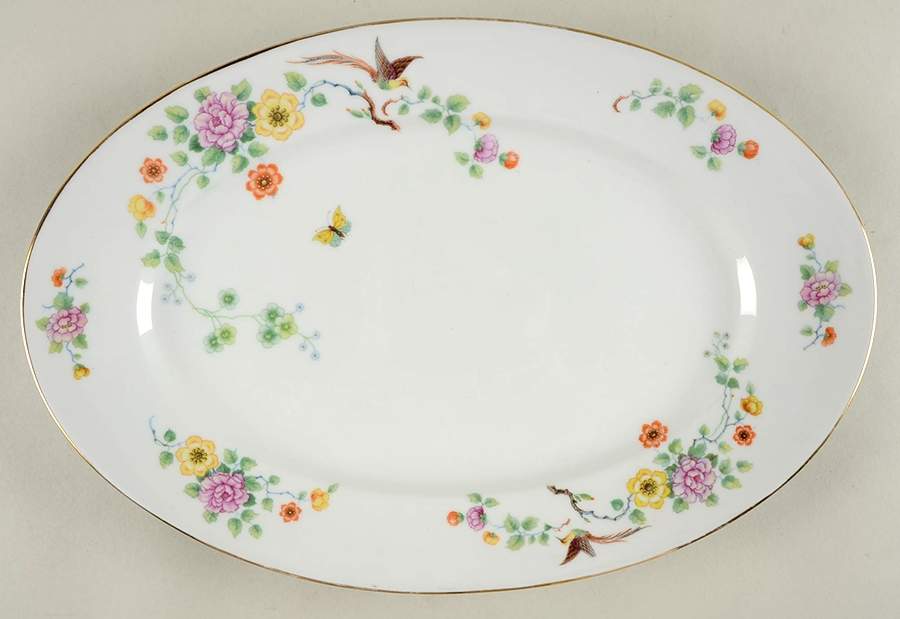 The Claridge 15" Oval Serving Platter by Thomas-1