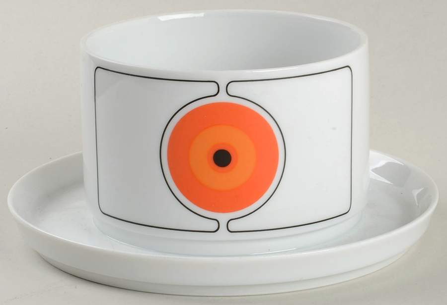 Eclipse Gravy Boat with Attached Underplate by Thomas-1