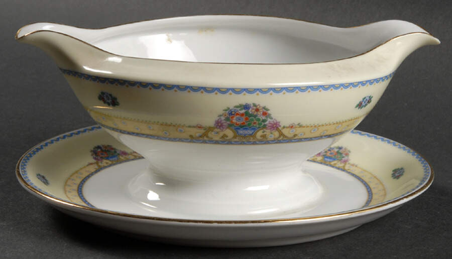 Eldorado Gravy Boat with Attached Underplate by Thomas-1