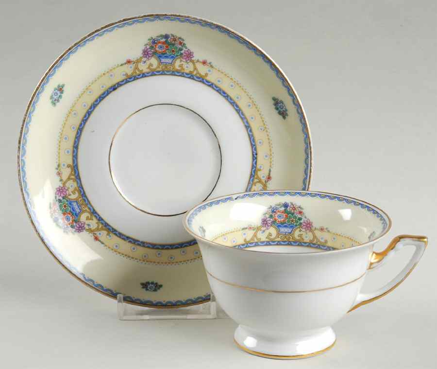 Eldorado Footed Cup & Saucer Set by Thomas-1