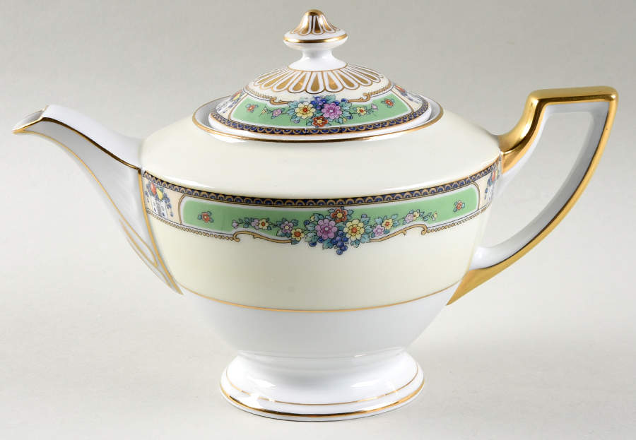Emerald Teapot & Lid by Thomas-1