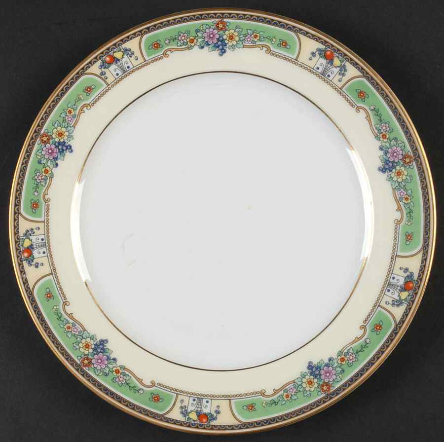 Emerald Luncheon Plate by Thomas-1