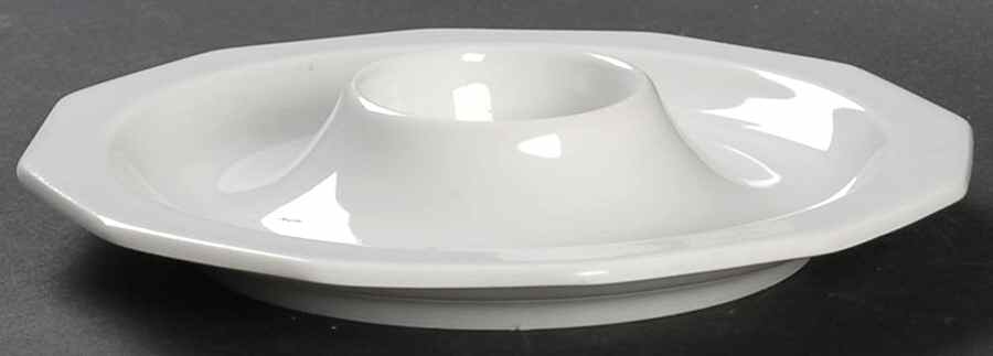 Festival White Egg Holder by Thomas-1