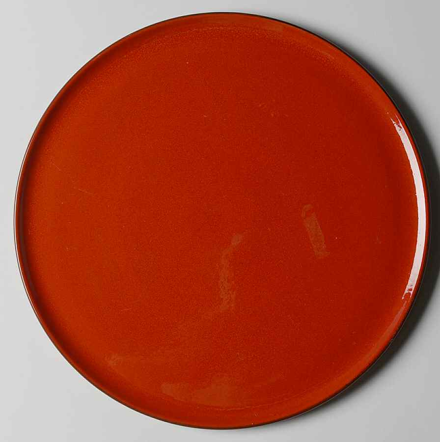 Flame Cake Plate by Thomas-1